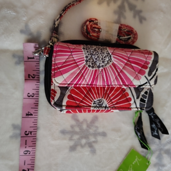 Vera Bradley All In One Crossbody Cherry Blossoms Bag - Picture 10 of 10
